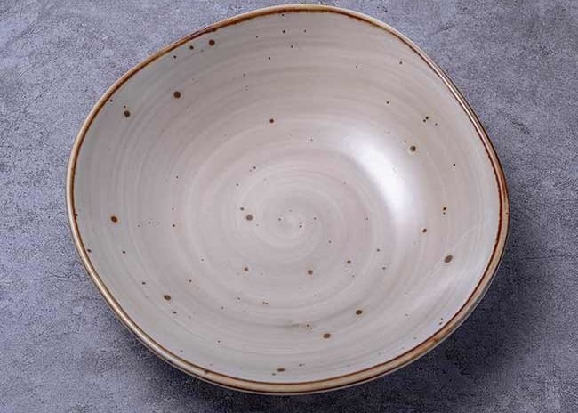 Rustic White Glaze Deep Dish Plate 7.5 Inch 8.5 Inch