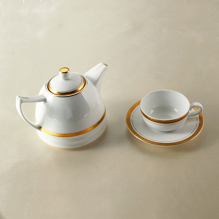 Porcelain Gold Party Wedding  8.25" Ceramic Dinnerware Set